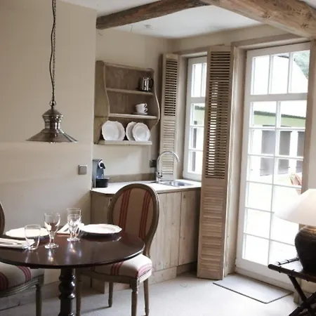 Alte Schaeferei - Kraeuterkammer *